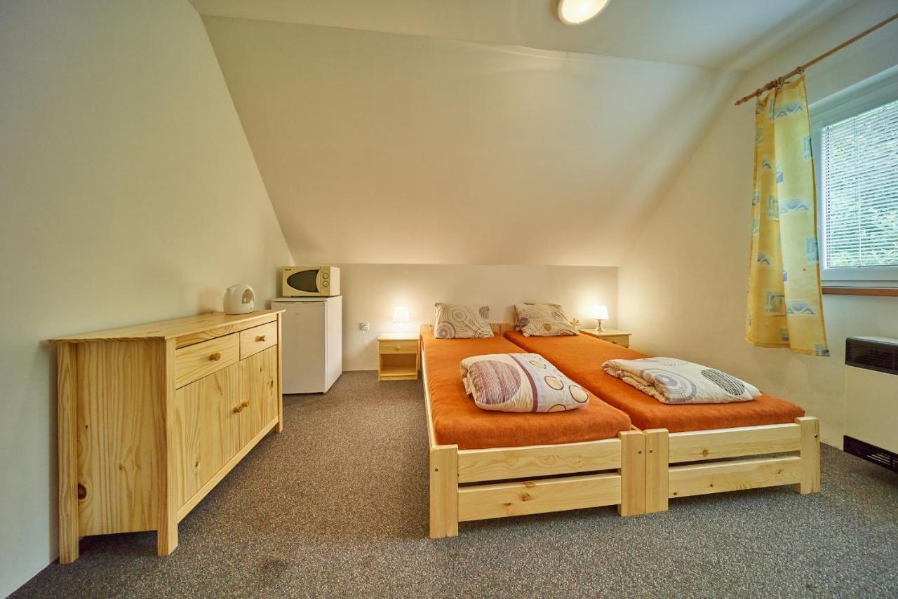 Camp Dolce Otel Trutnov Dış mekan fotoğraf