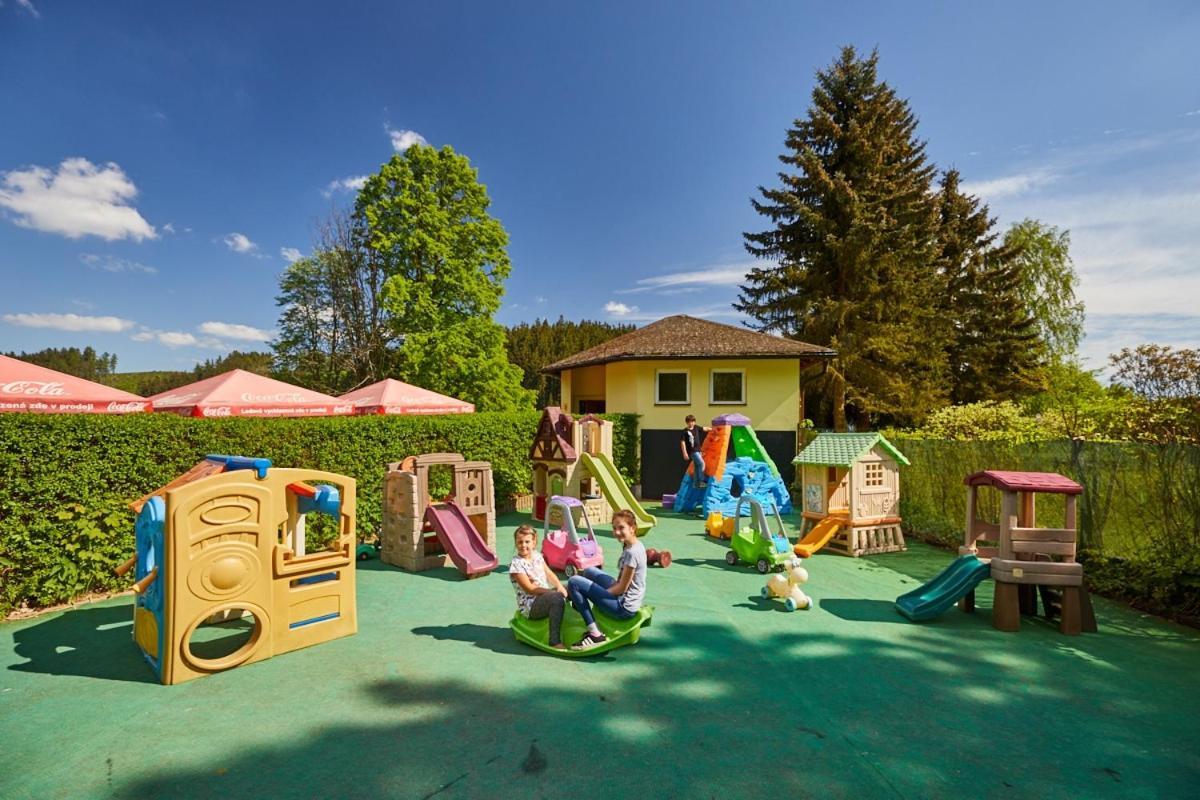 Camp Dolce Otel Trutnov Dış mekan fotoğraf